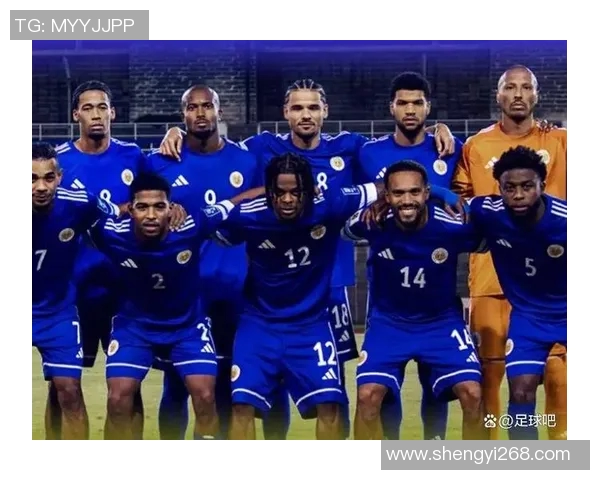 香港足球明星队太古里盛大集结展现足球魅力与团队精神的精彩瞬间 香港足球明星队太古里盛大集结展现足球魅力与团队精神的精彩瞬间