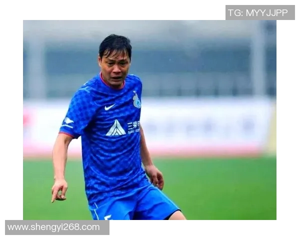 范志毅的足球传奇与经典瞬间回顾及精彩图片展示 范志毅的足球传奇与经典瞬间回顾及精彩图片展示